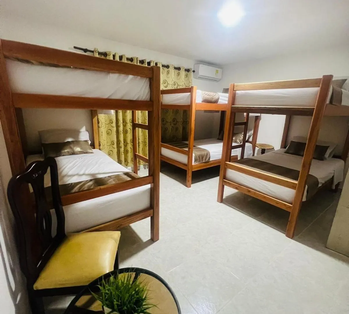 Hostal Casa San Pedro Santa Marta  0*, Santa Marta (Magdalena) Colombia